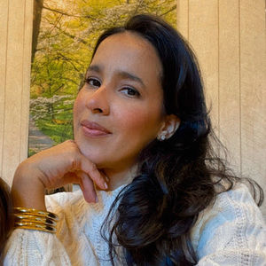 Meet your Posher, Esther